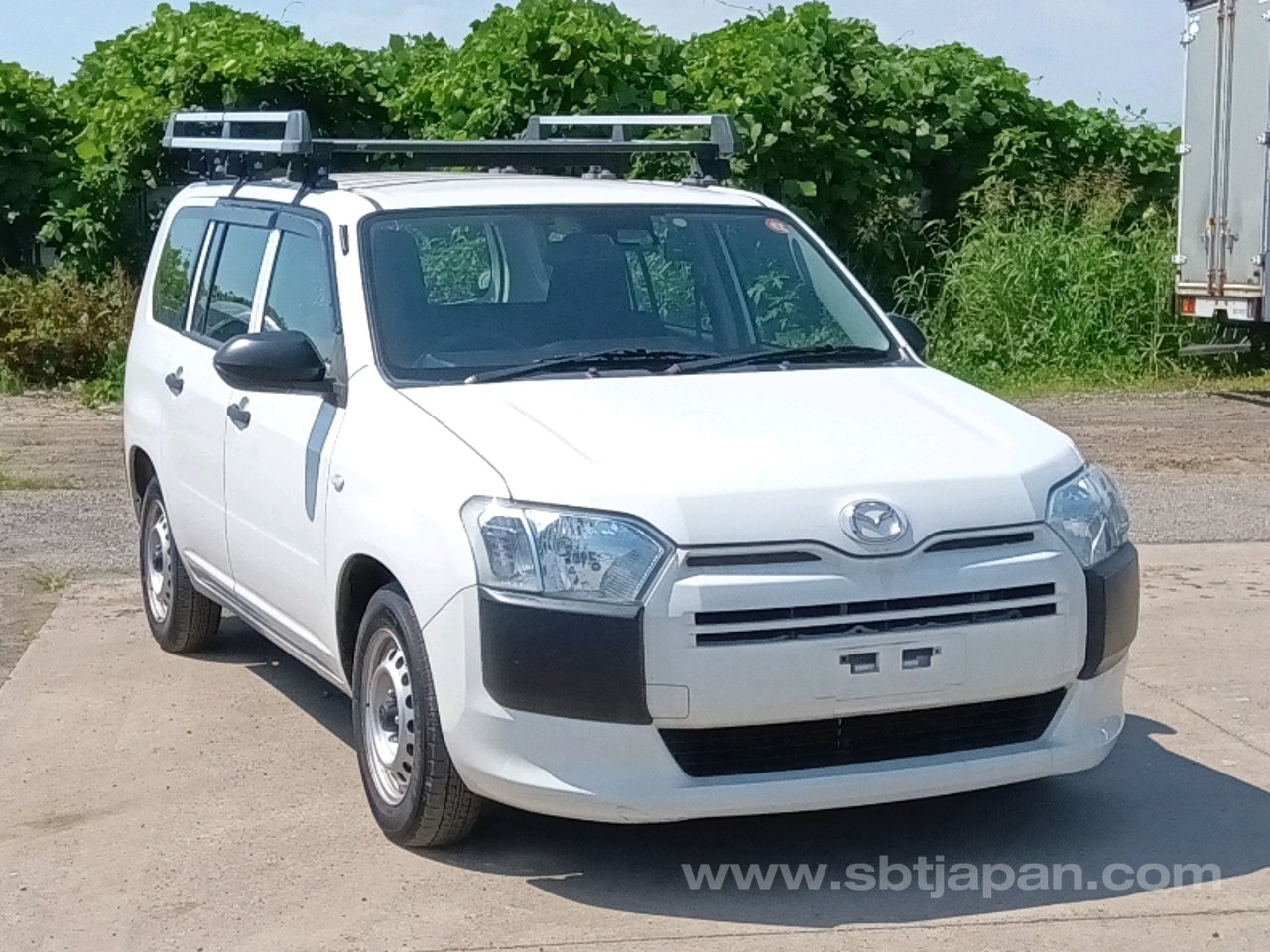 2021 Mazda Familia, photo 1 of 1